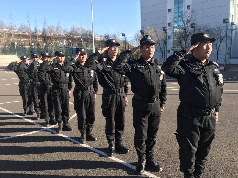 工厂保安：守护工业安全的第一道防线